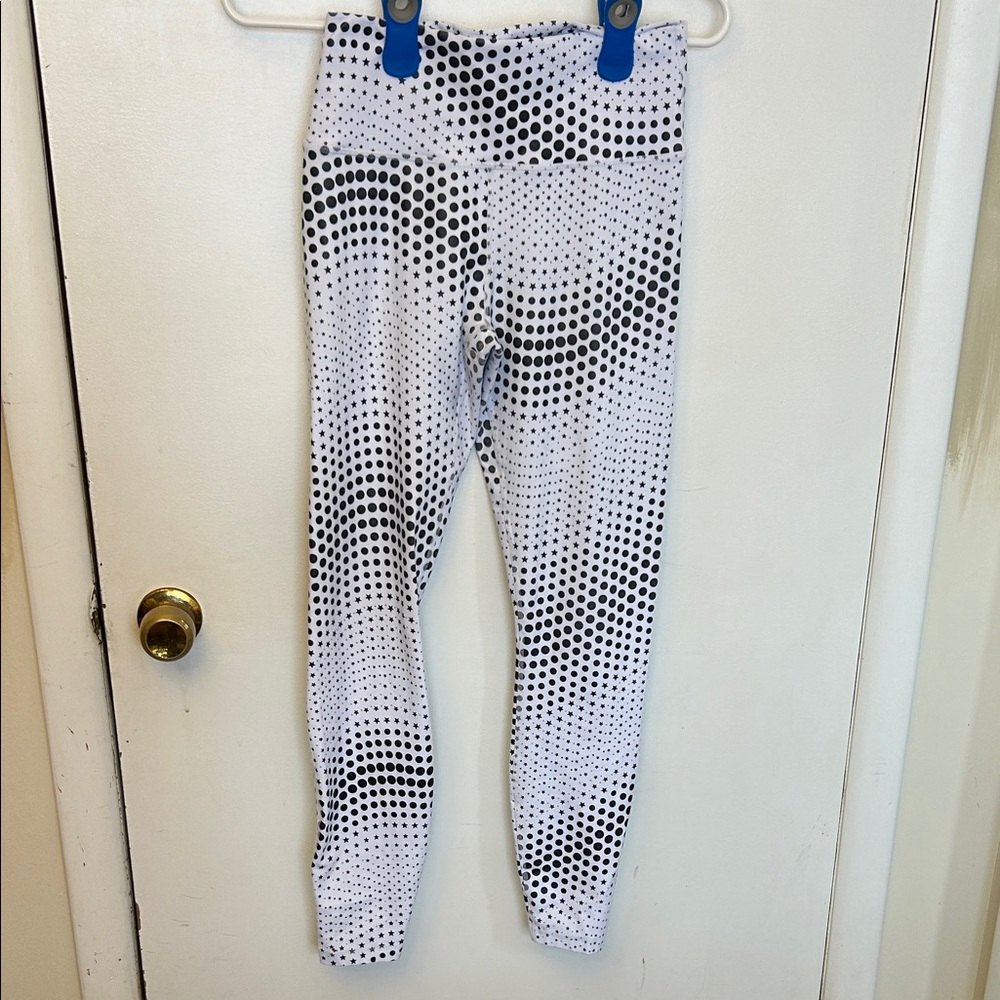 Fabletics Women’s Leggings White/Black Size Small